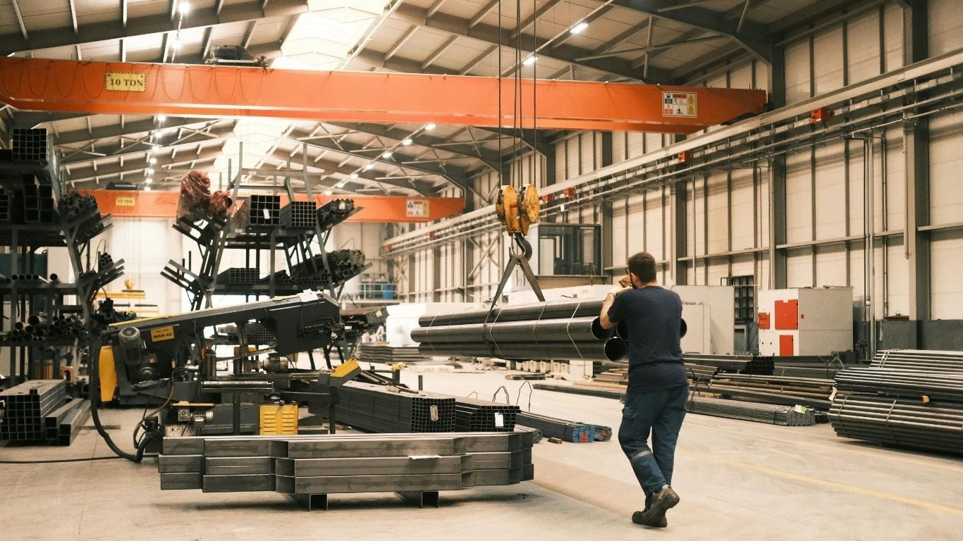 Maintaining Cleanrooms and Heavy Industrial Spaces: Why Air Changes and Pressure Cascades Matter